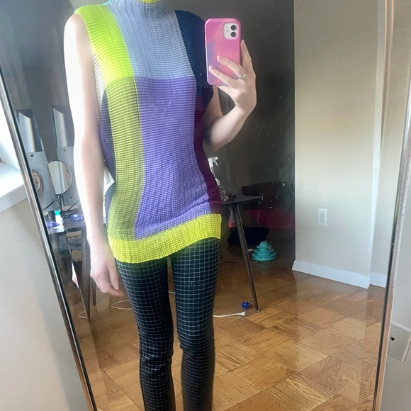 Issey Miyake Sleeveless Top NWT - Picture 10 of 10